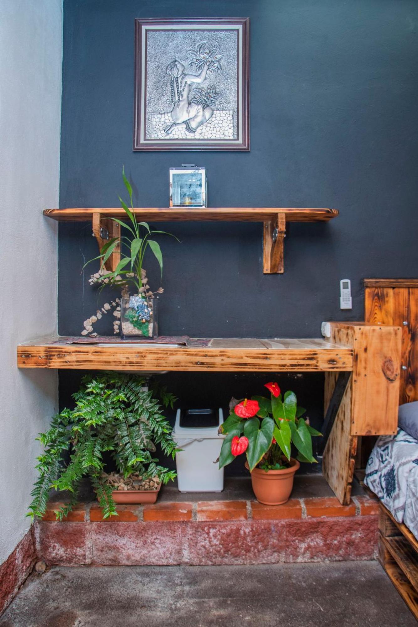Gardens House, Airport Juan Santamaria, Alajuela, San Jose Hostel Exterior photo